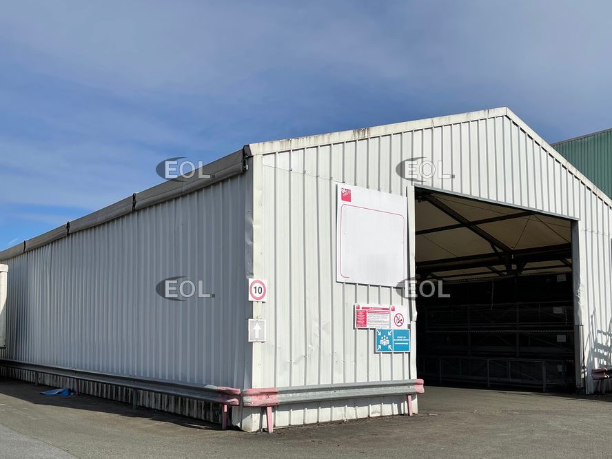 A louer - bâtiment d'activité/entrepôt avec bureaux de 5 500 m² environ