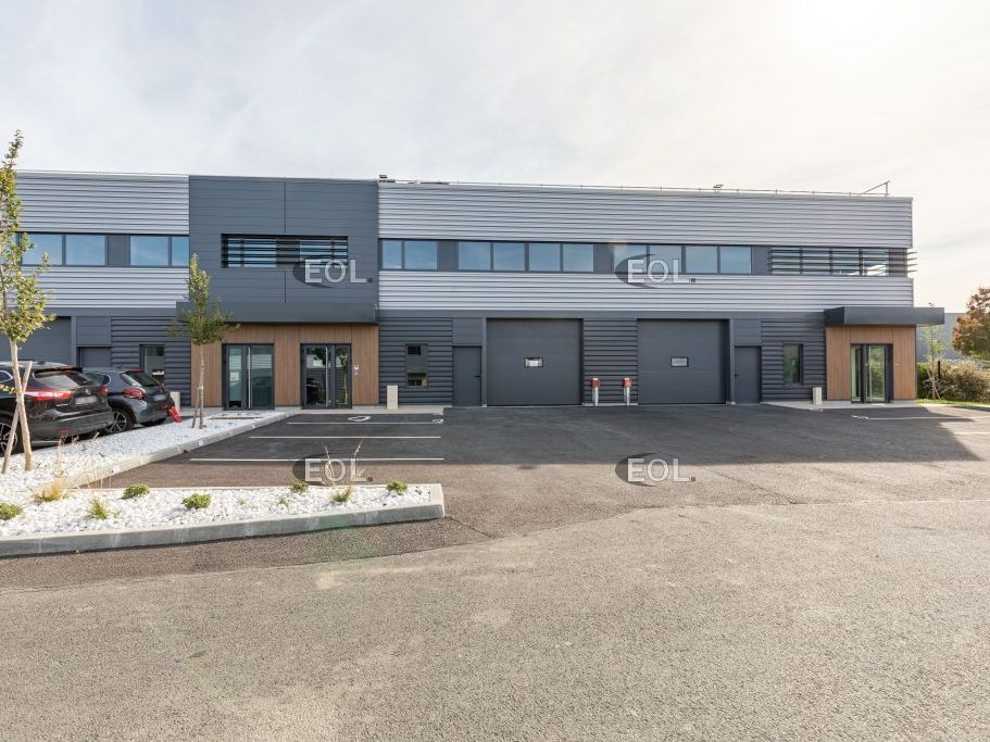 A LOUER : Local d'activités de 339 m²
