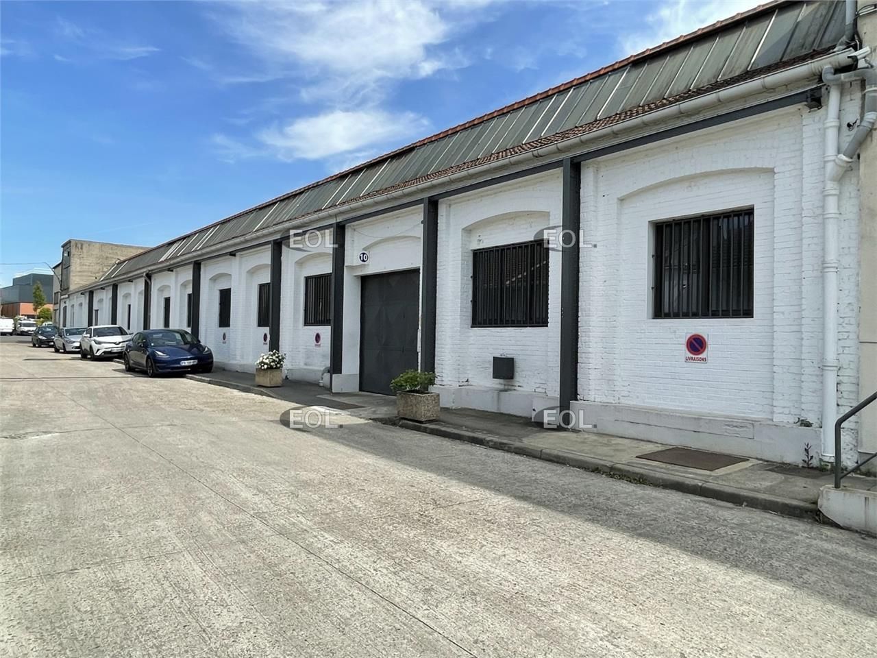 Location Local d'activités 415 m² non divisibles