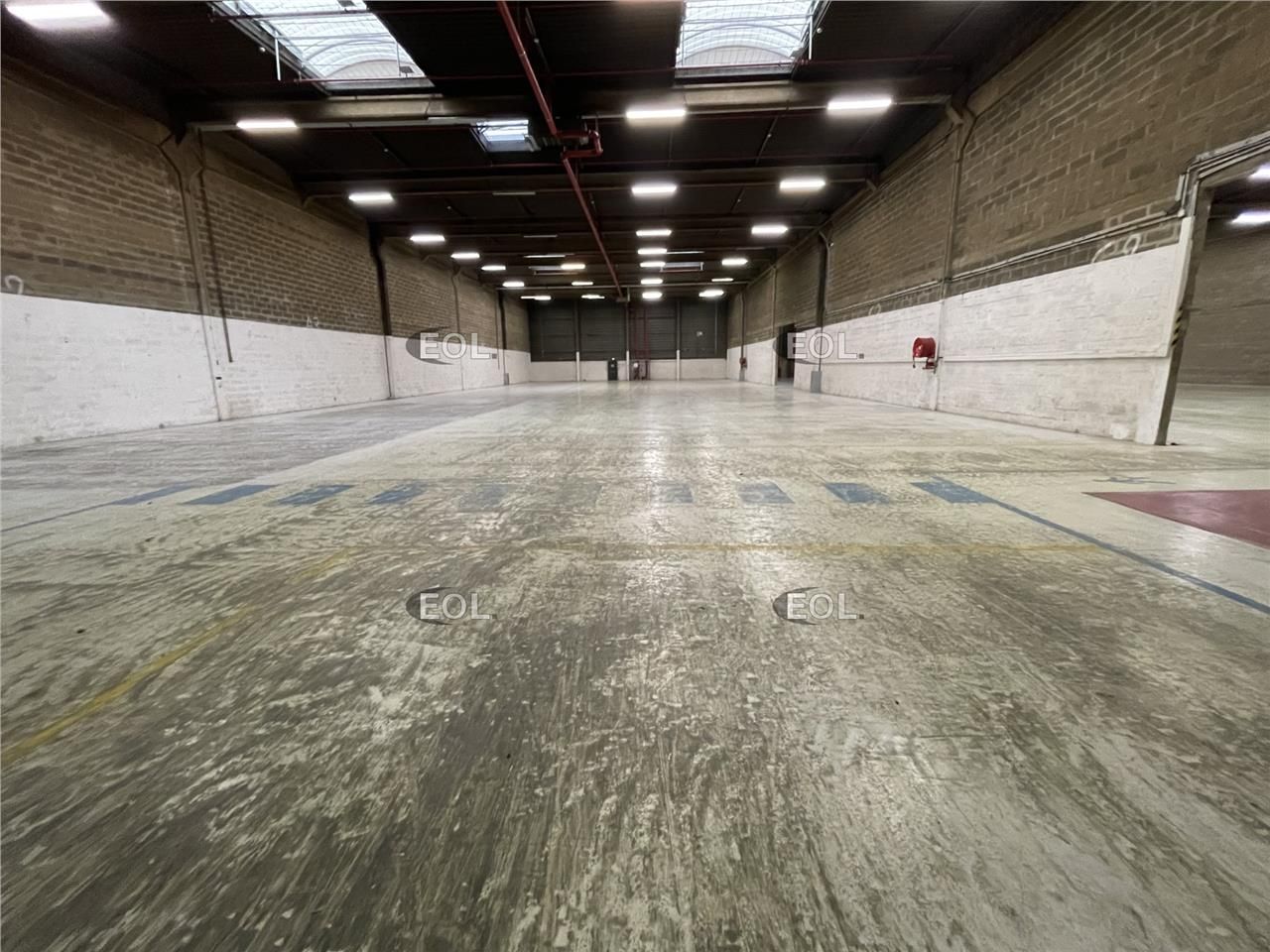 A louer : Entrepôt de 1 393 m² - Herblay