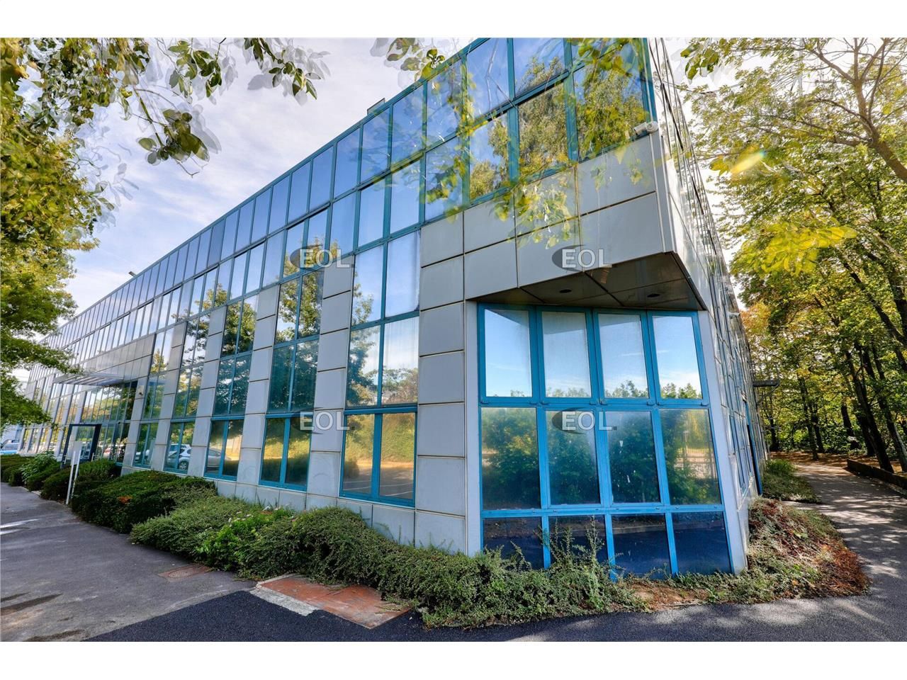 Location Local d'activités 1184 m² non divisibles