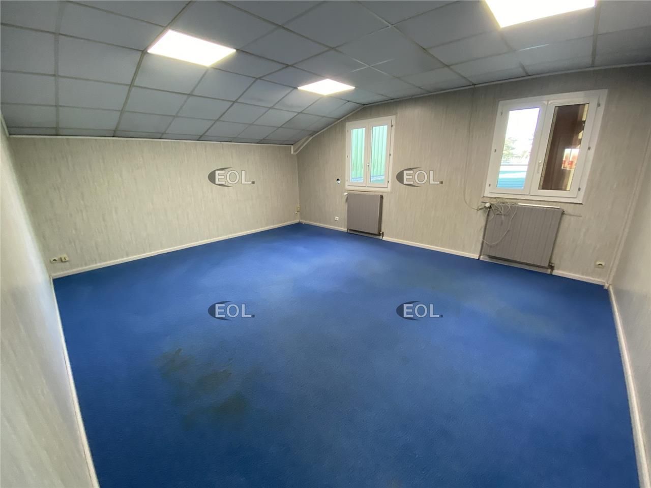 A louer, local d'activité de 385m² !