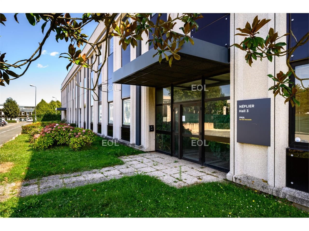 Location Local d'activités 591 m² non divisibles