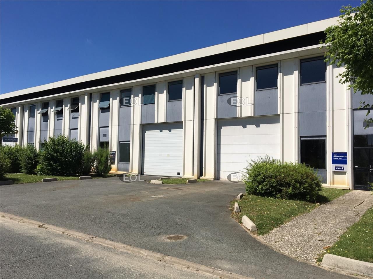 Location Local d'activités 1041 m² non divisibles
