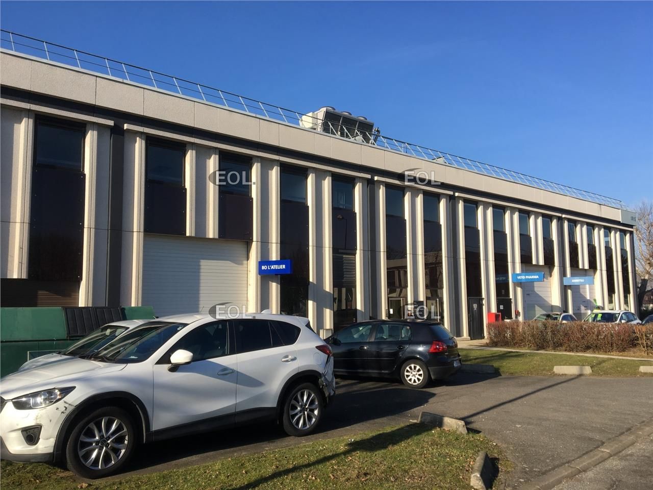 Location Local d'activités 741 m² non divisibles