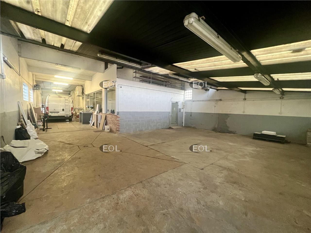 A vendre - local d'activité et logement de 428 m²