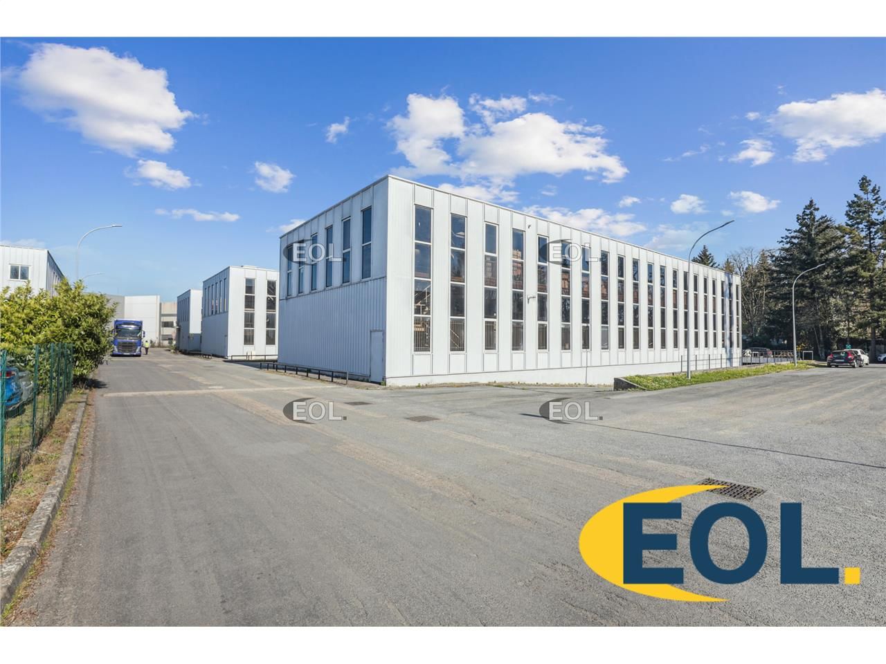 Vente Local d'activités 1800 m² non divisibles