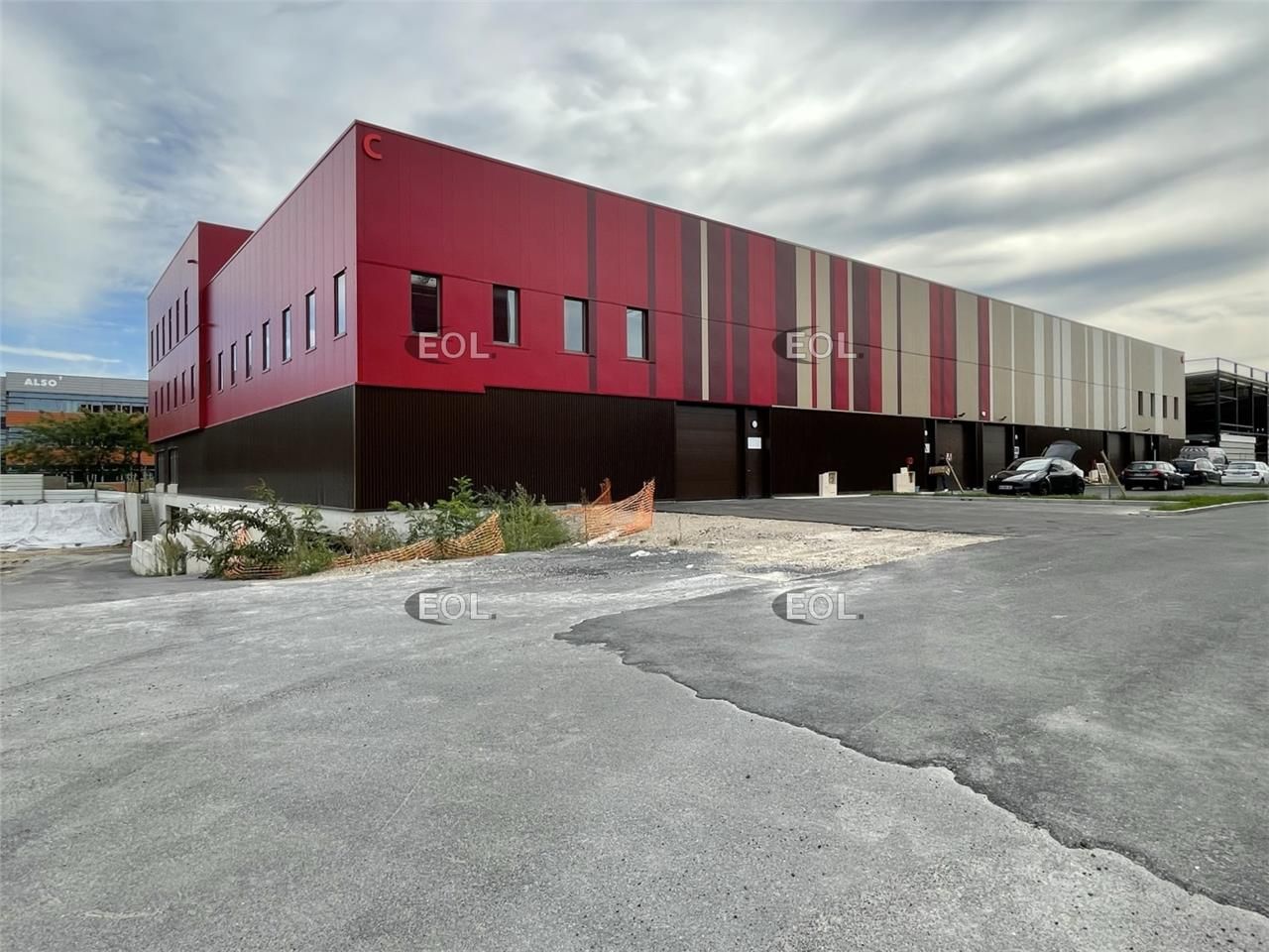 Location Local d'activités 1486 m² non divisibles