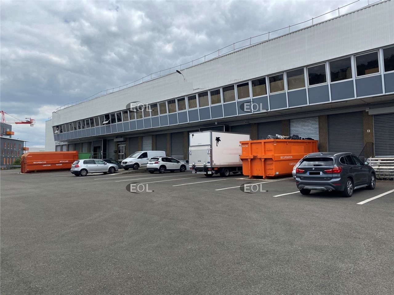 Location Entrepôt 2098 m² non divisibles