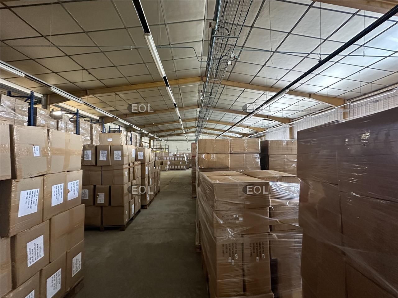 Location Entrepôt 1110 m² non divisibles