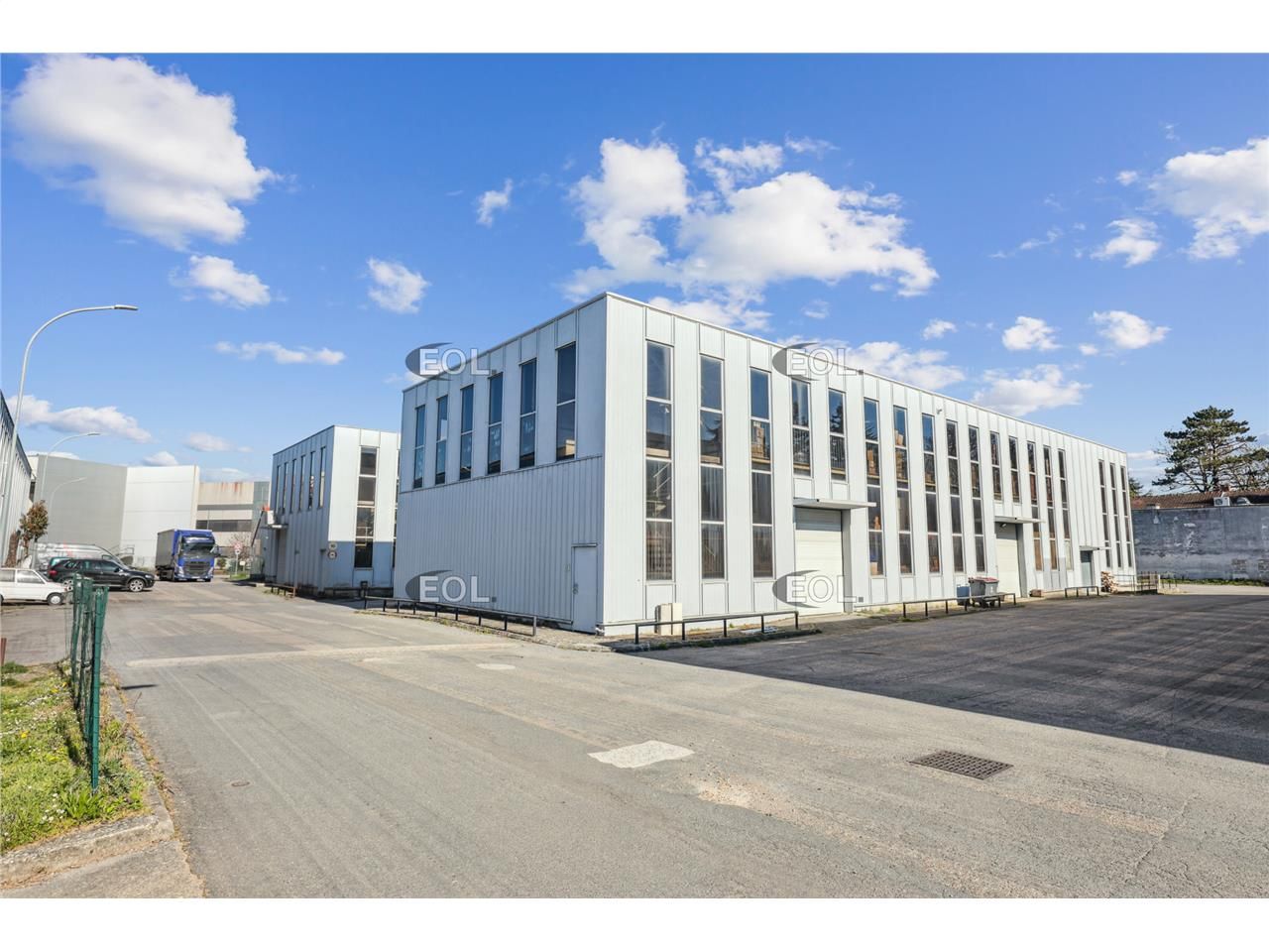 Exclusivité ! Local d'activité à vendre de 1200m²