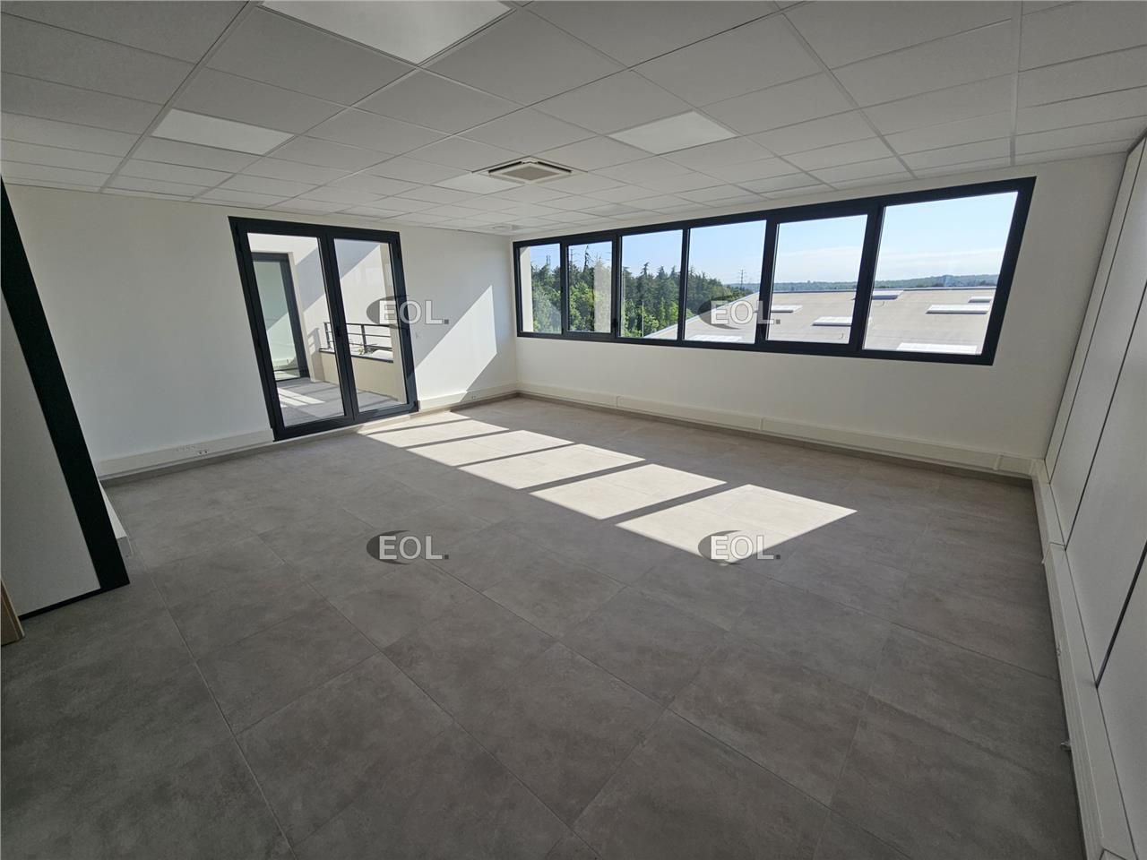Location Bureaux 605 m² non divisibles