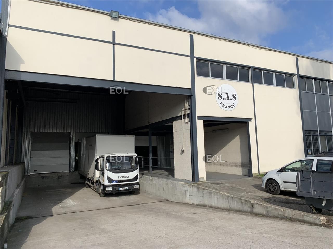 Bâtiment de 6 300 m² disponible à la location à Villebon-sur-Yvette (91)