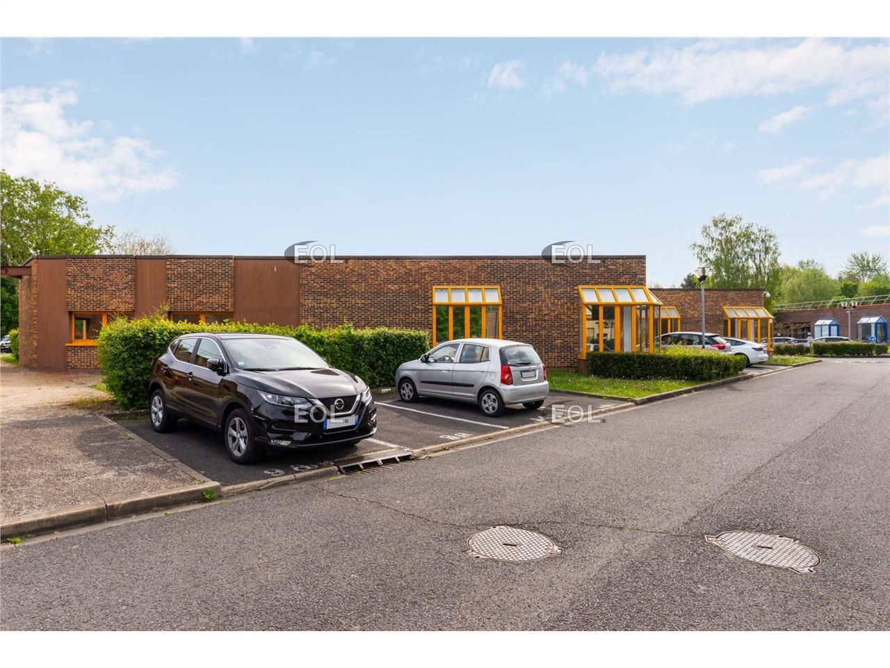 Croissy-Beaubourg (77) - A LOUER - Bâtiment d'activité divisible à partir de 301 m²