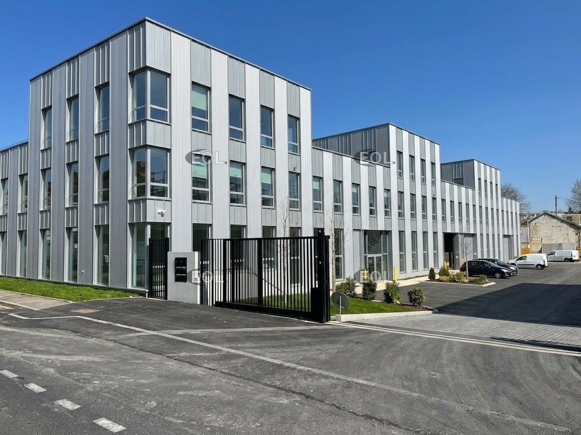 Location Local d'activités 5314 m² divisibles à partir de 472 m²