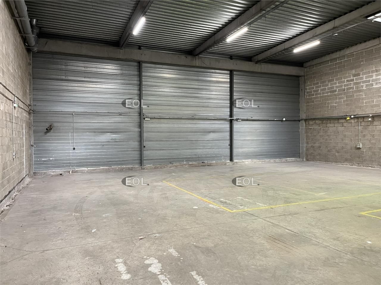 A LOUER : Local d'activités de 480 m²