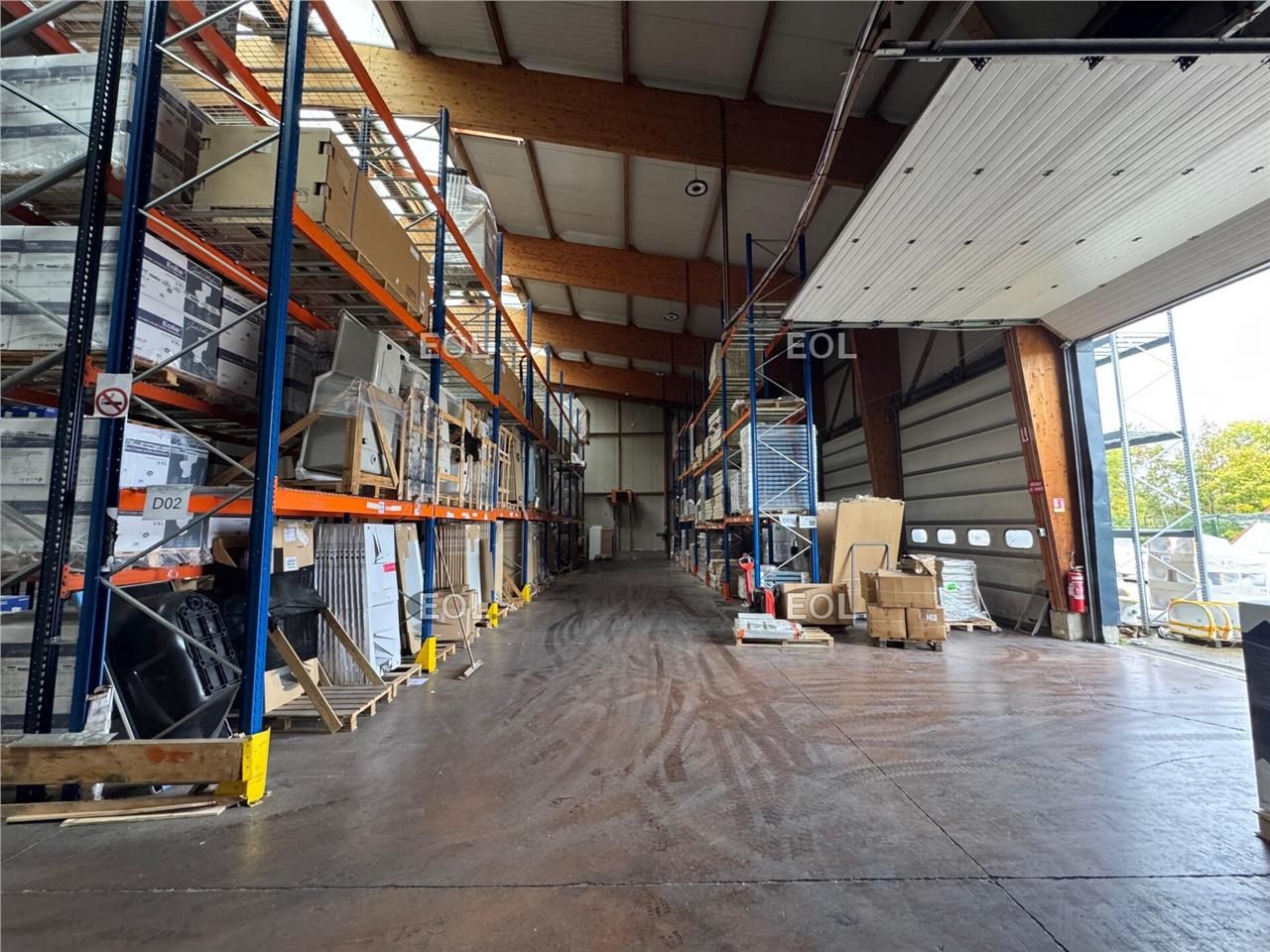 Vente Local d'activités 4456 m² divisibles à partir de 320 m²