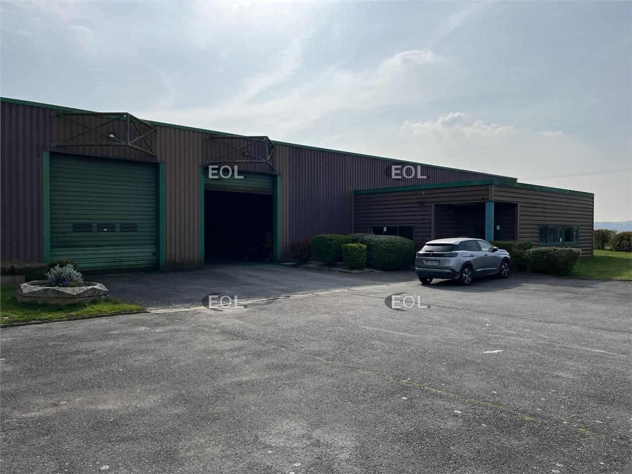 Vente Entrepôt 1040 m² non divisibles