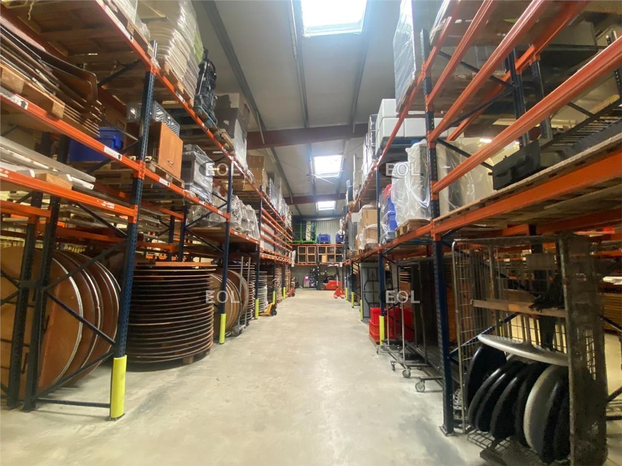 Location Local d'activités 1693 m² non divisibles