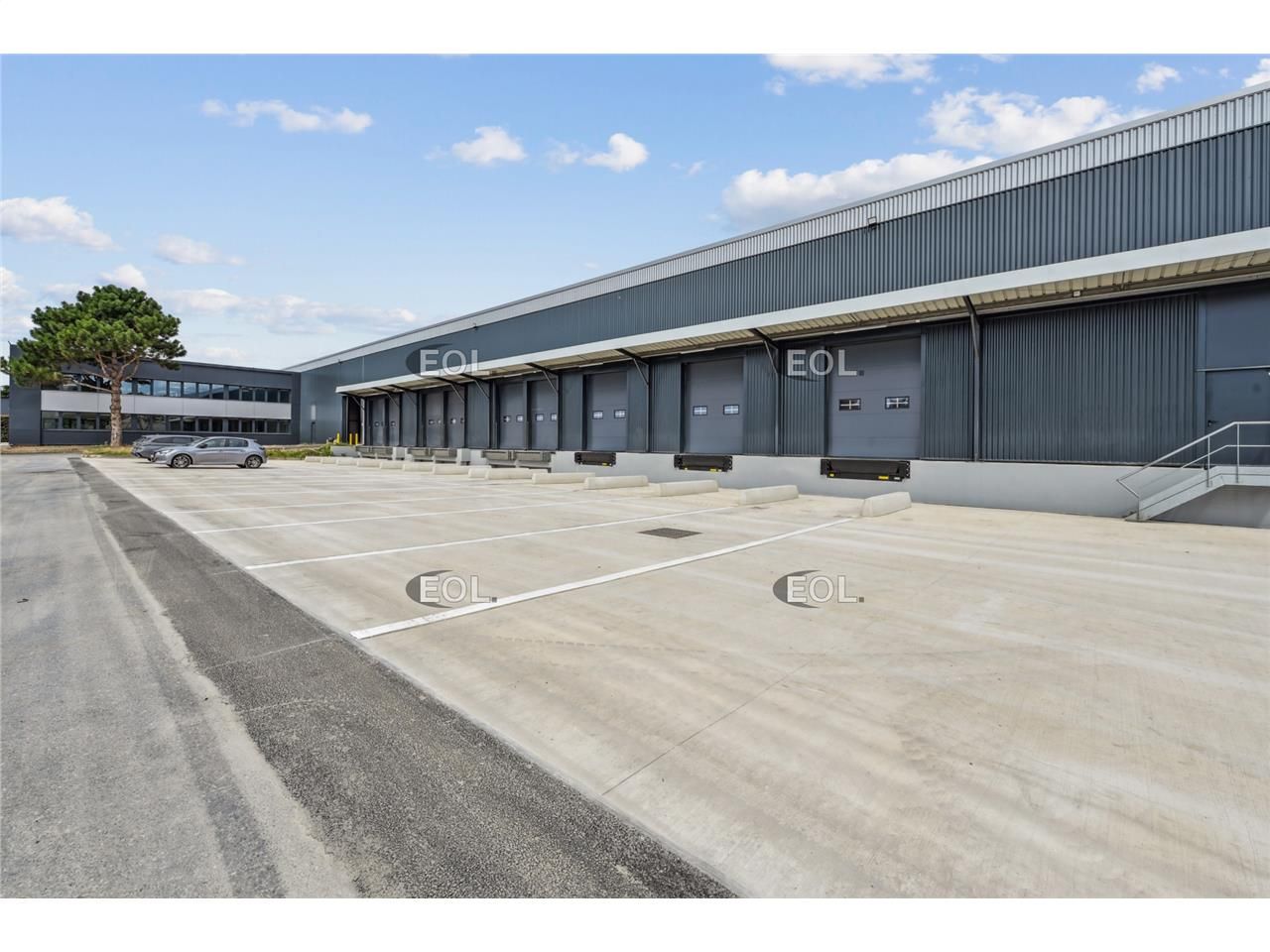 A louer immeuble indépendant de 7 000 m² environ à Goussainville (95)