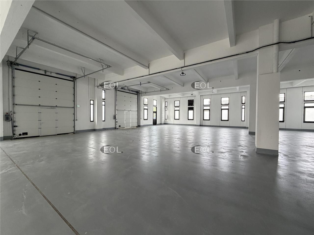 Local d'activités de 849 m² à louer à Evry (91)