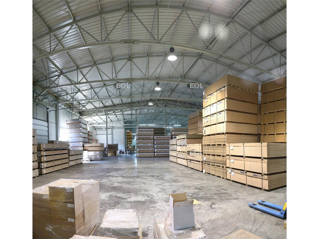 Vente Local d'activités 900 m² non divisibles