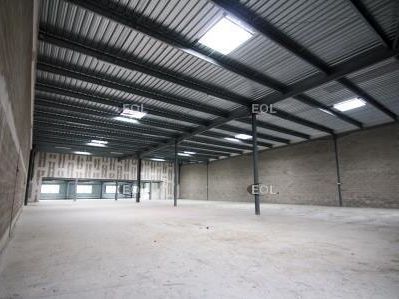 Local d'activités à louer de 900 m² à Lisses (91)