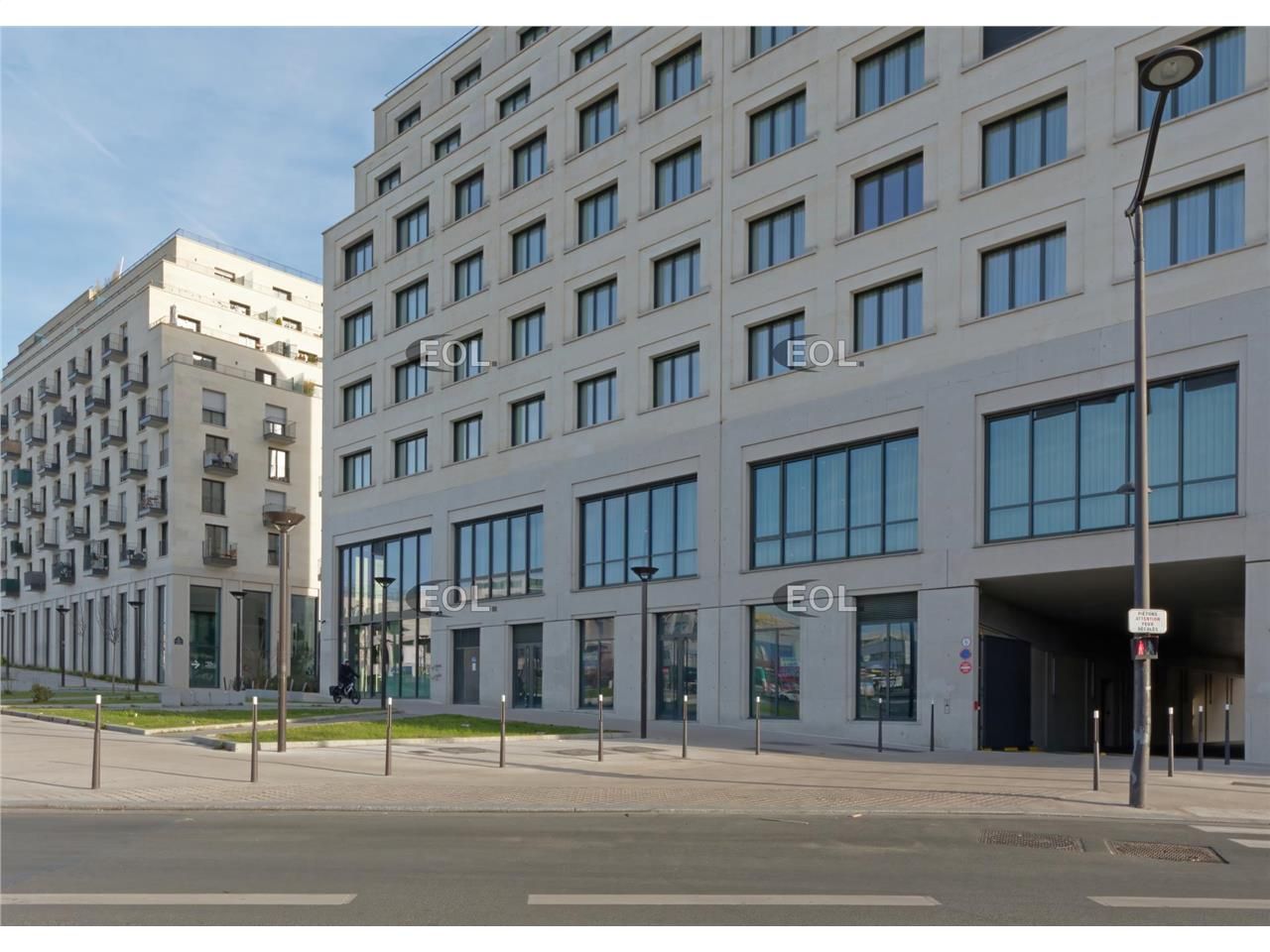 Location Local d'activités 944 m² divisibles à partir de 432 m²