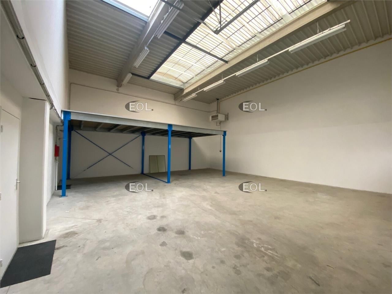 Location Local d'activités 290 m² non divisibles
