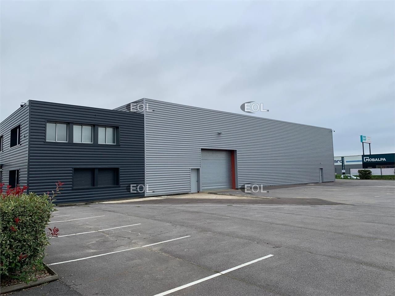 Vente Local d'activités 1900 m² non divisibles