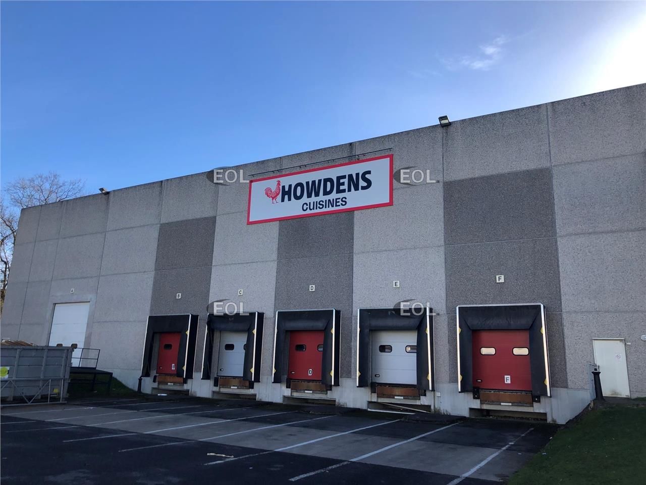 A louer, 3 cellules logistiques d'environ 15 200 m² à Marly-la-Ville (95)