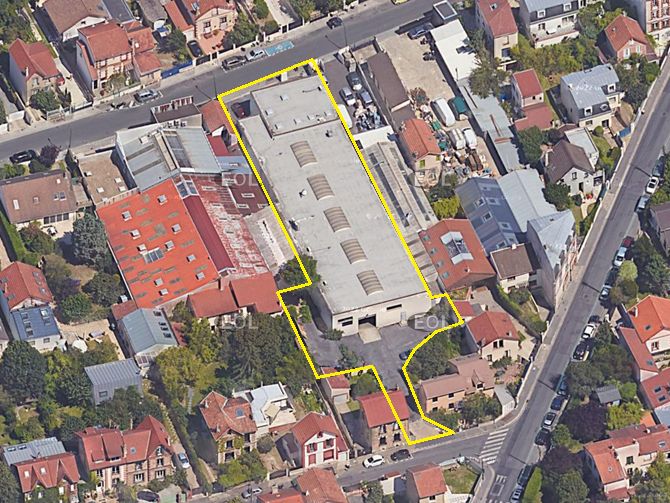 A LOUER : Bâtiment indépendant de 1 423 m² à Colombes (92)