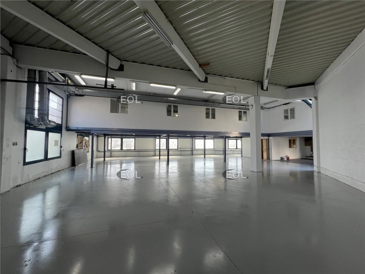 Vente Local d'activités 558 m² non divisibles