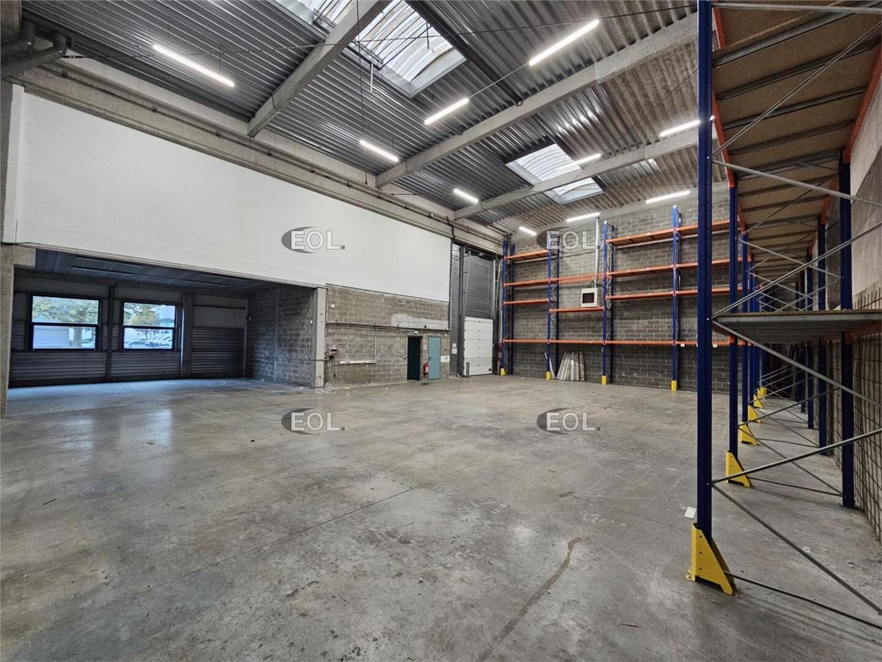 Location Local d'activités 483 m² non divisibles