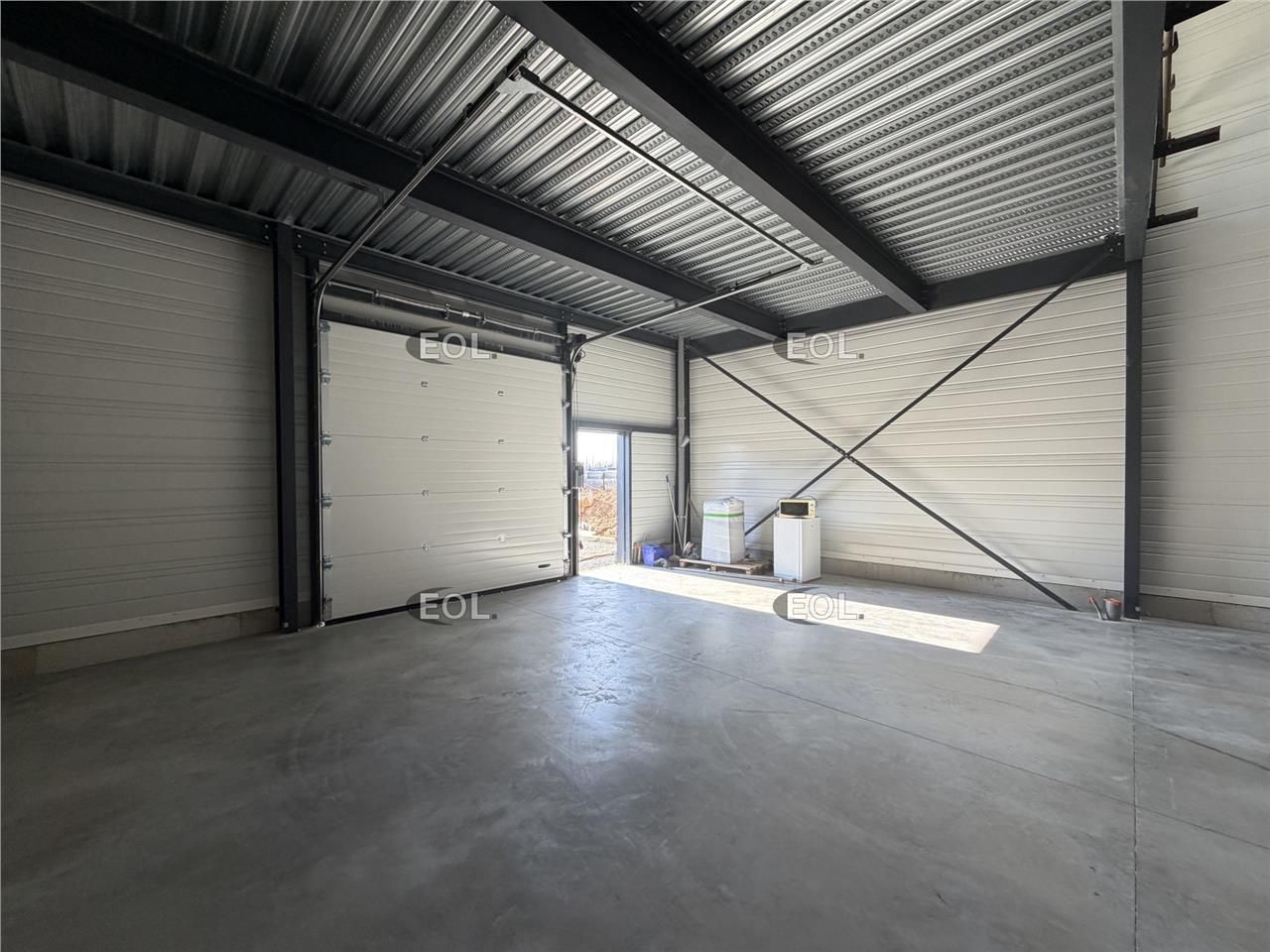 Local d'activités de 171 m² à louer à Fleury-Mérogis (91)