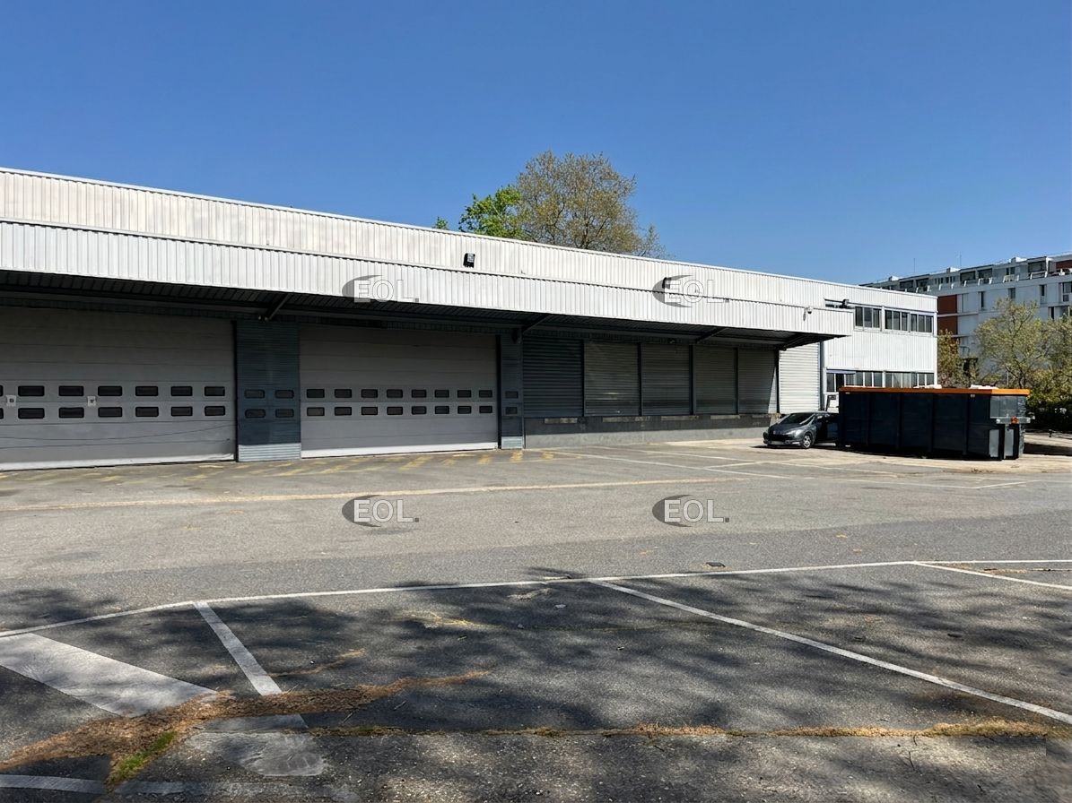 Location Local d'activités 1460 m² non divisibles