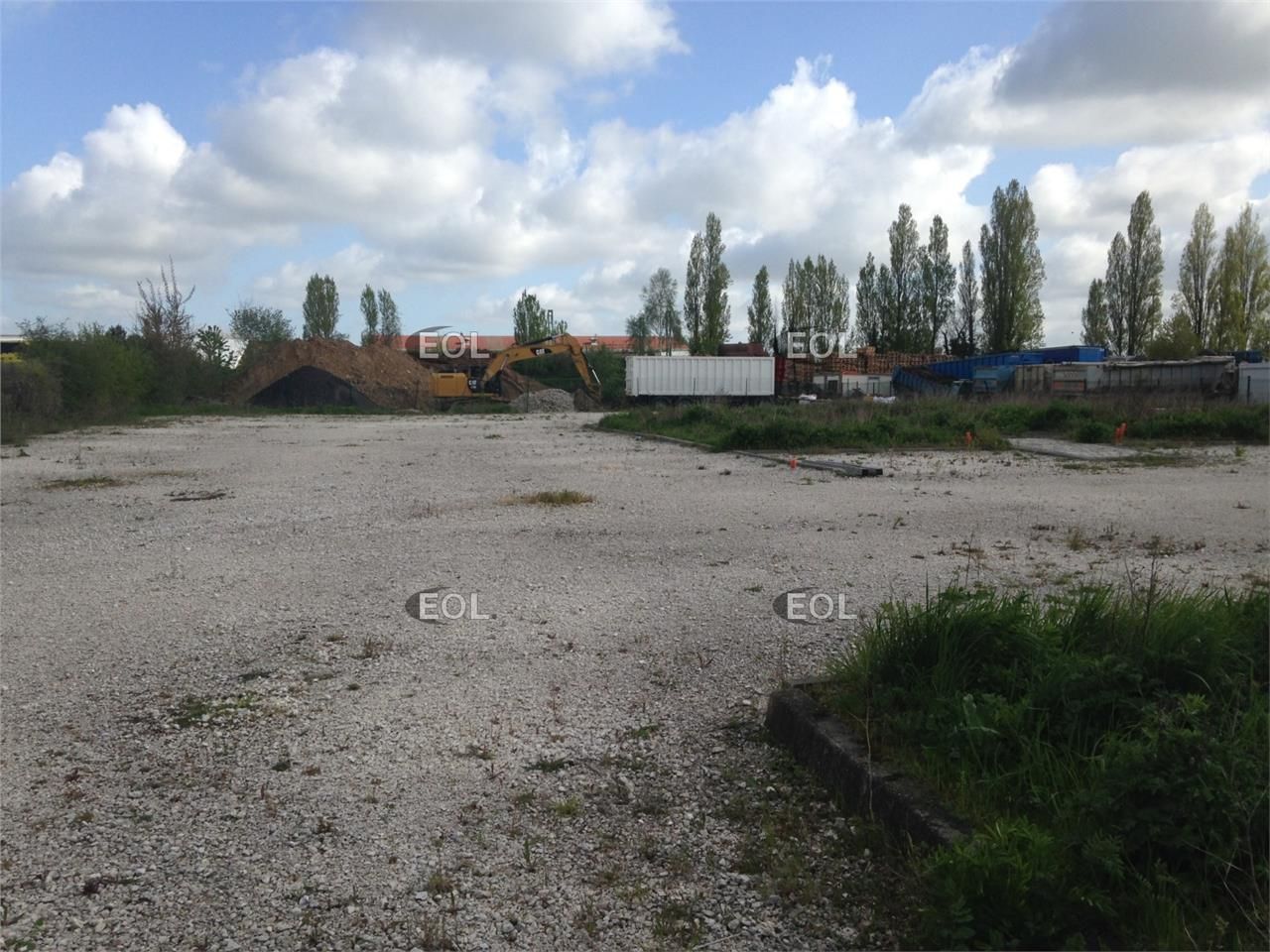 Location Terrains 2500 m² non divisibles