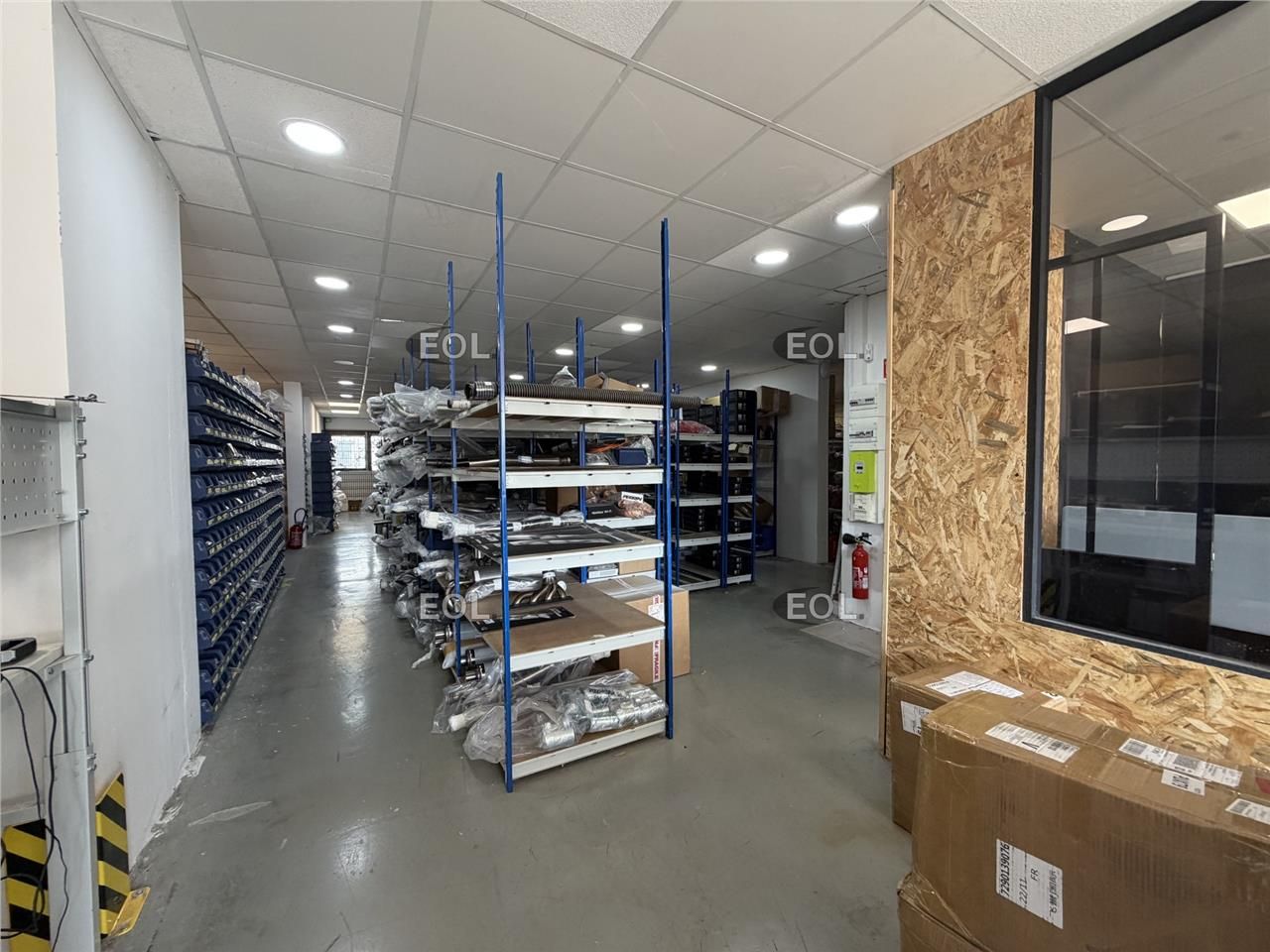 Location Local d'activités 220 m² non divisibles