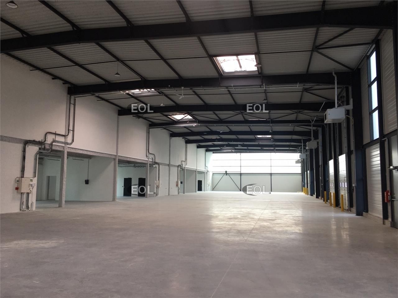 Local d'activités de 2 440 m² à louer à Bonneuil-sur-Marne (94)