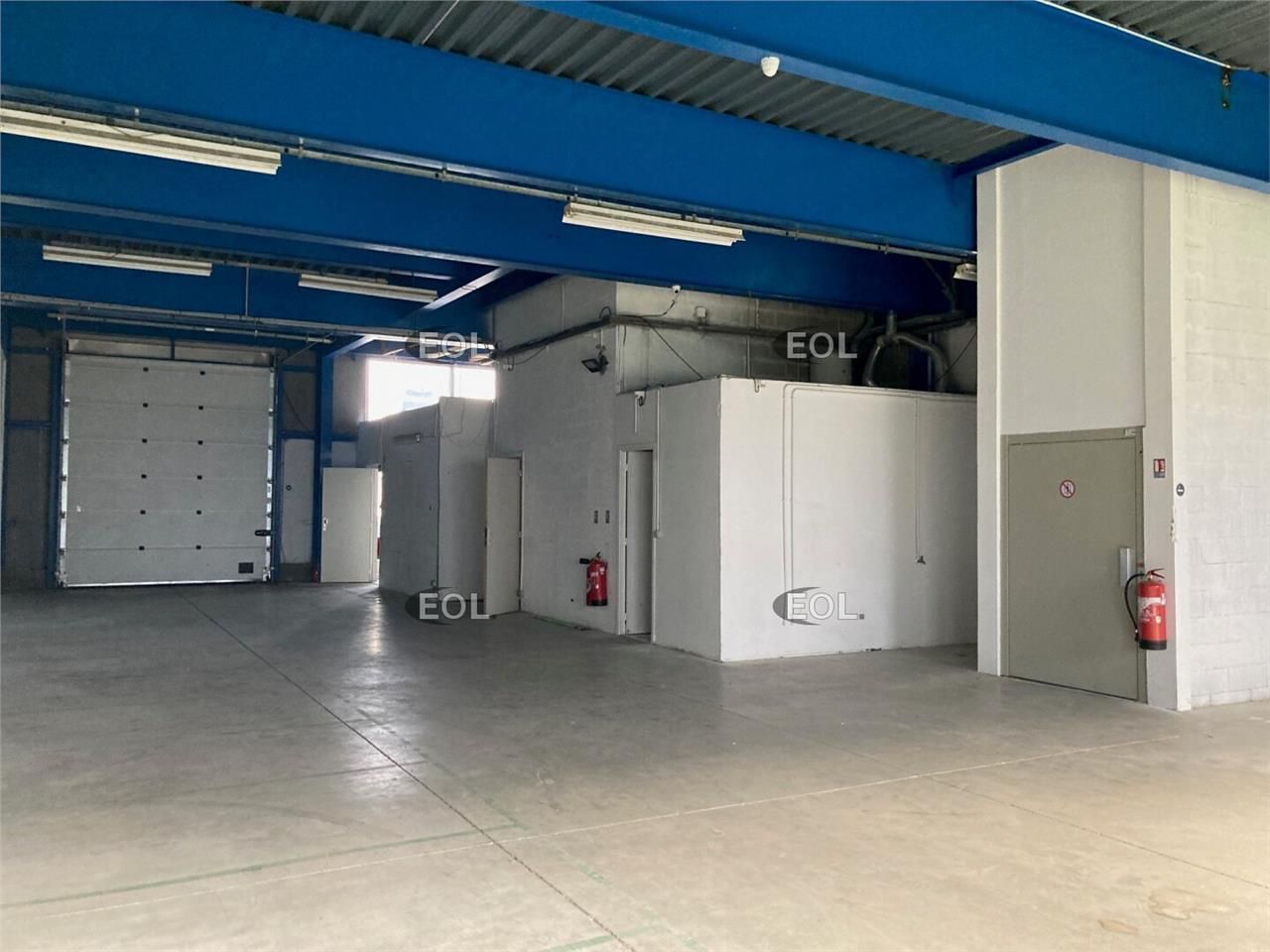 Location Local d'activités 398 m² non divisibles