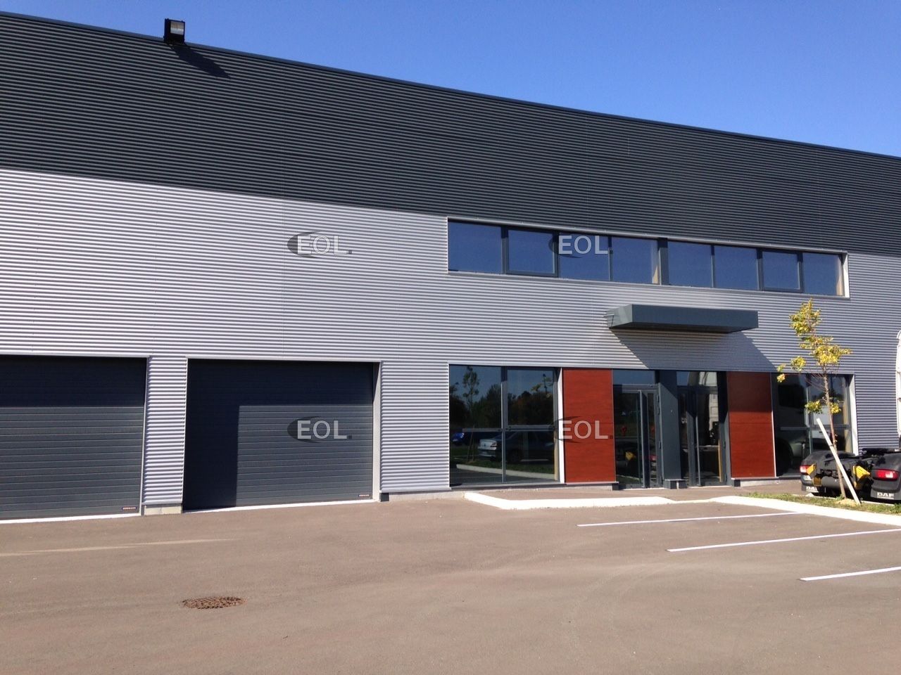 A louer ! 756 m² d'activités/entrepôt et bureaux
