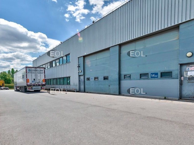 A louer - local d'activité avec bureaux de 1 040 m²