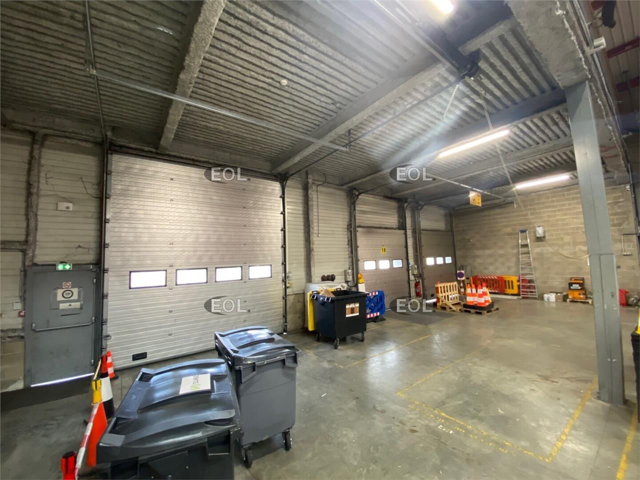 Location Local d'activités 1720 m² non divisibles