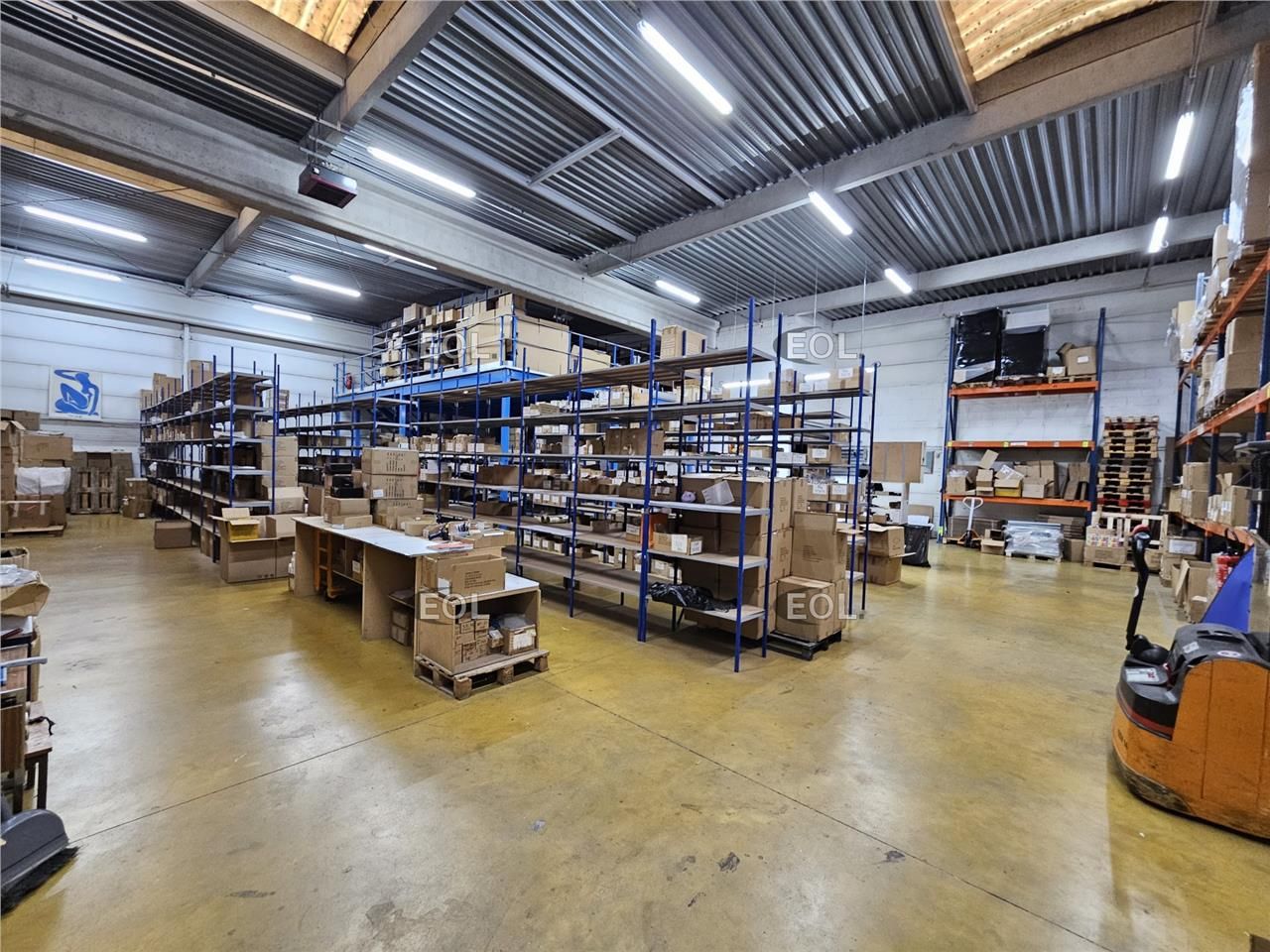 Location Local d'activité de 852 m² à Villejuif (94)