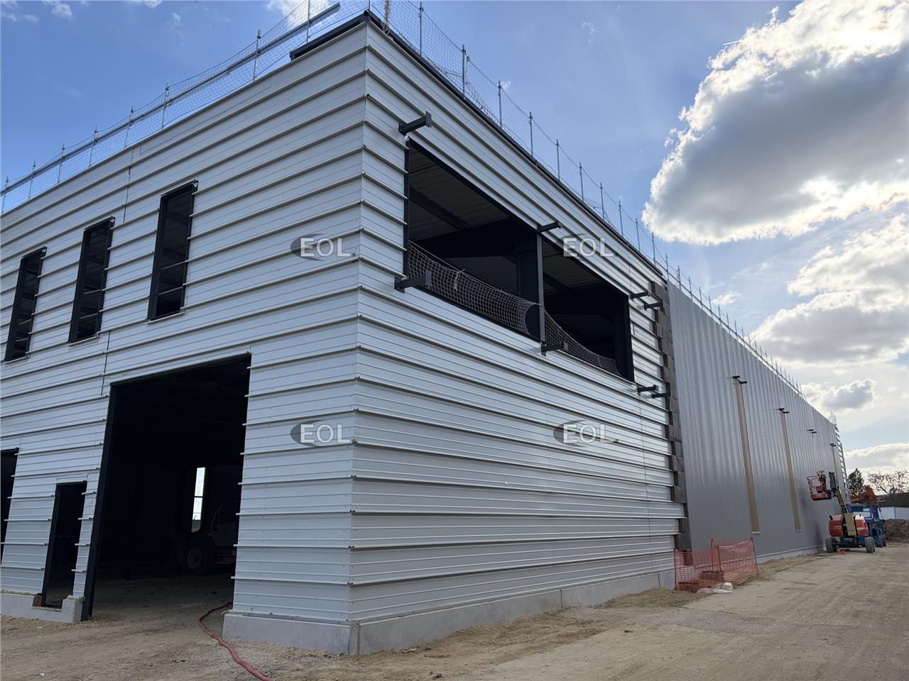 A louer parc d'activités neuf à Wisosus (91)