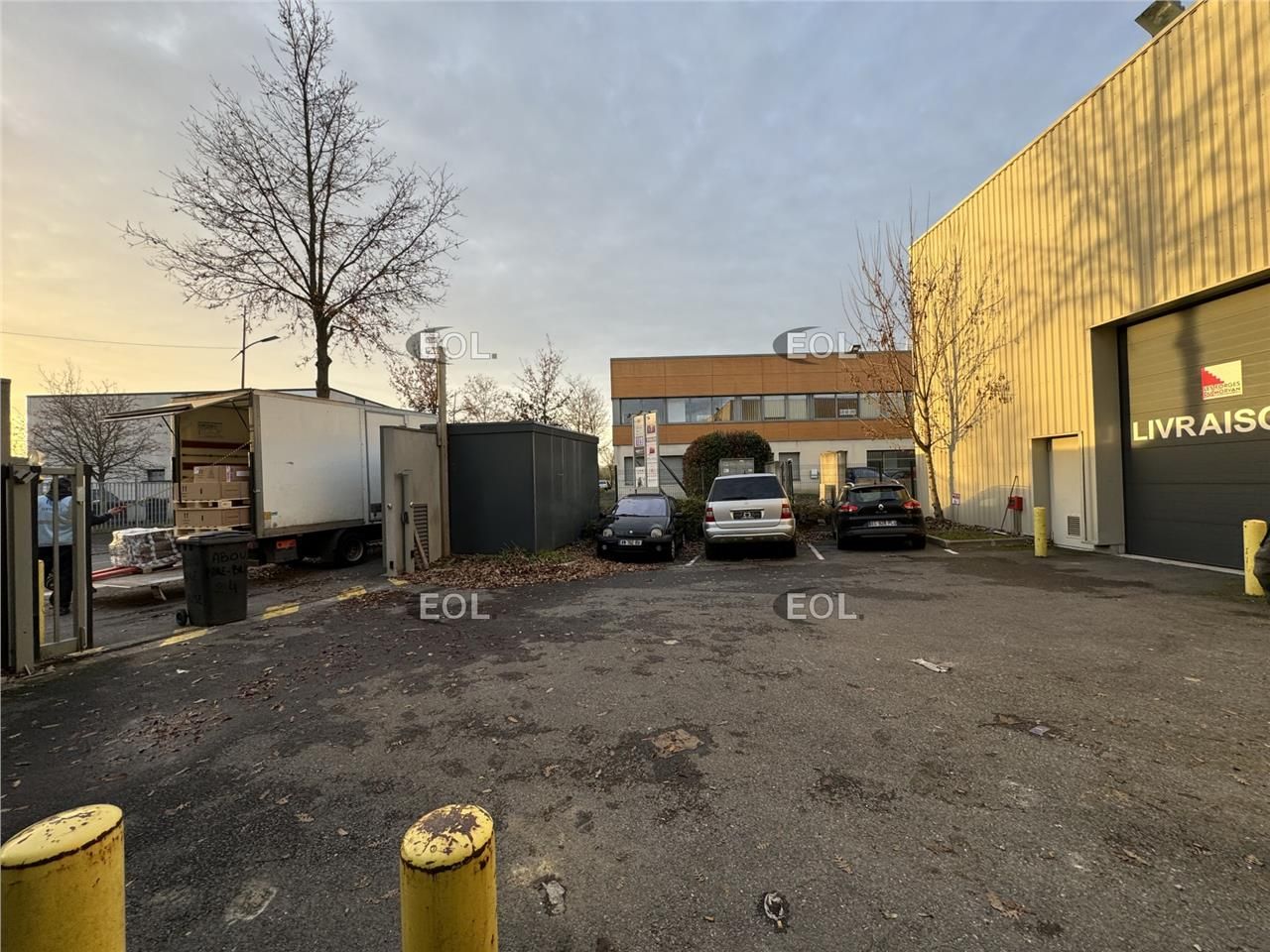 Location Local d'activités 92 m² non divisibles