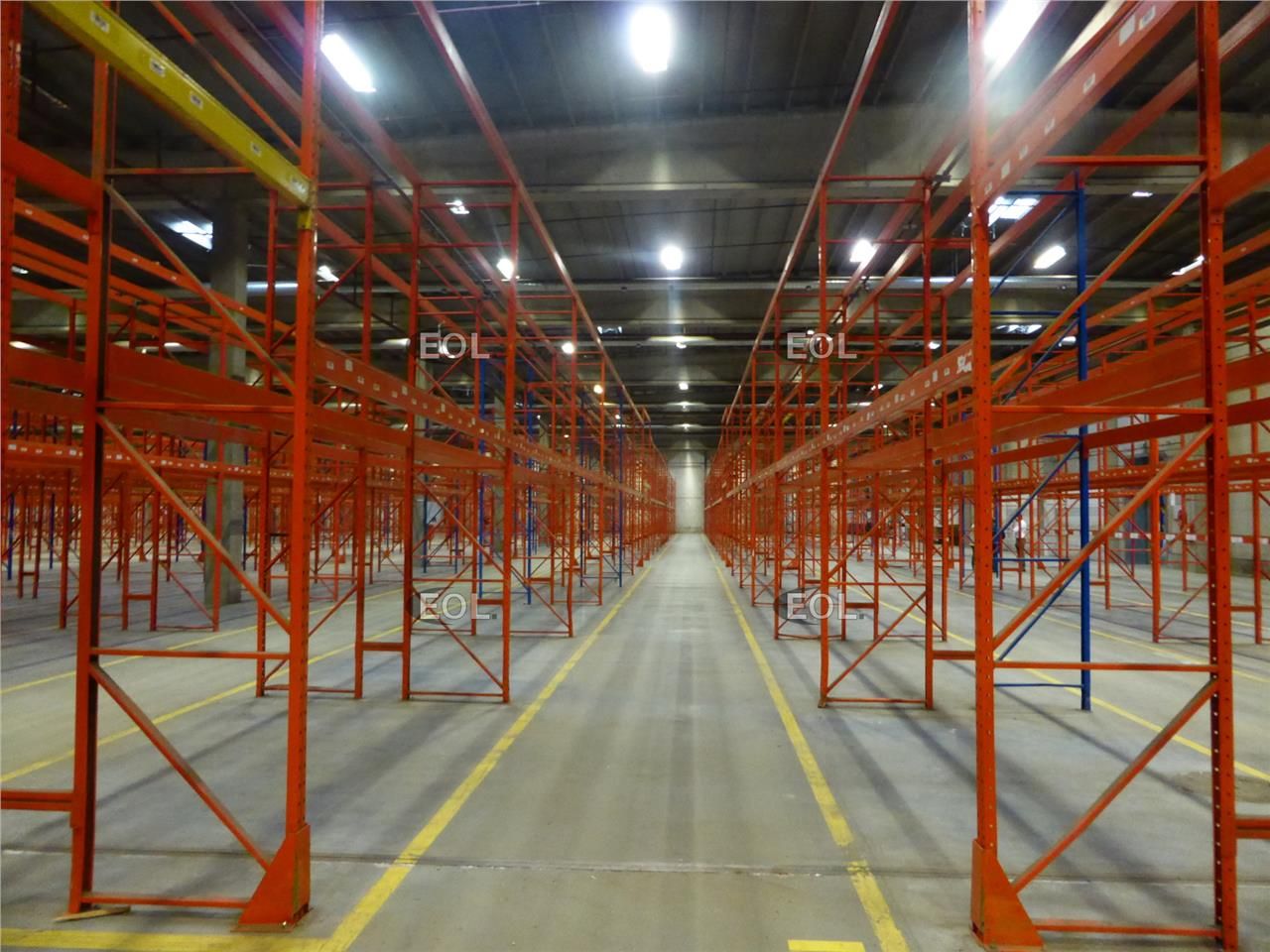 A LOUER 12 672 m² divisible