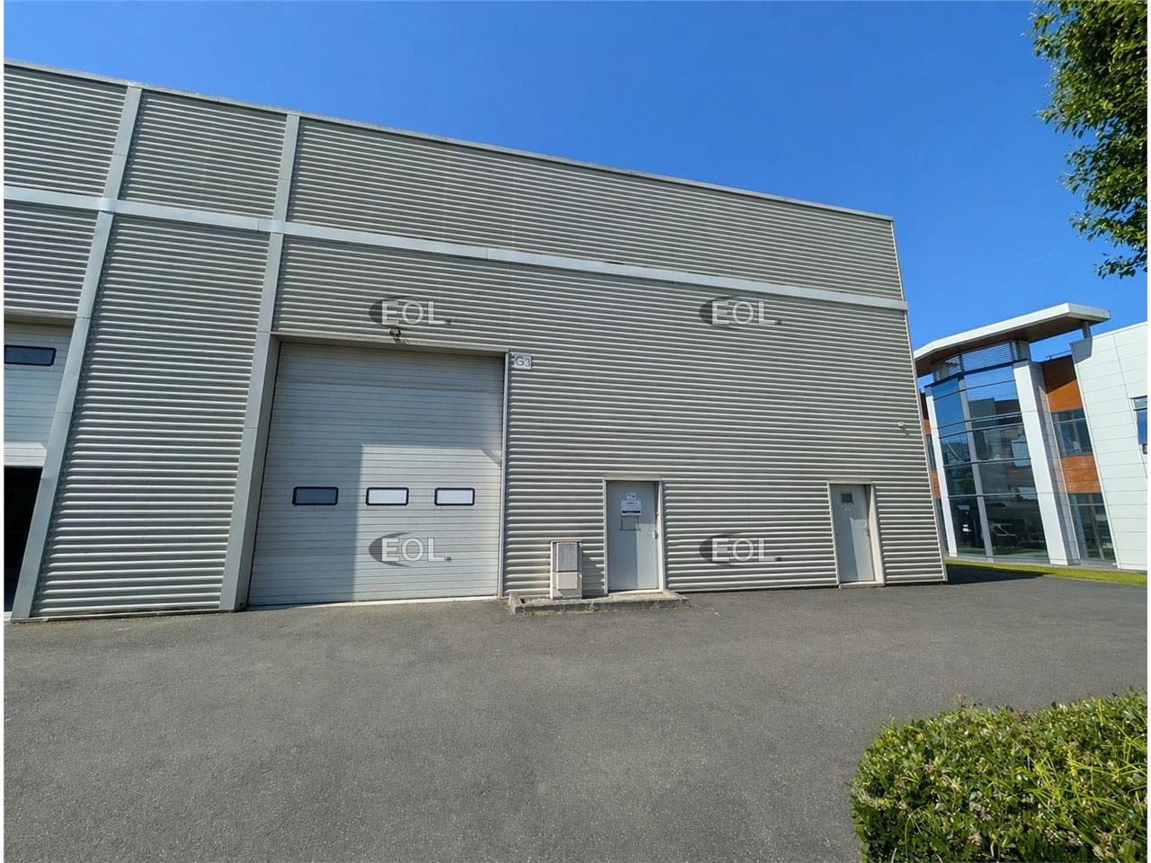 Location Local d'activités 661 m² non divisibles