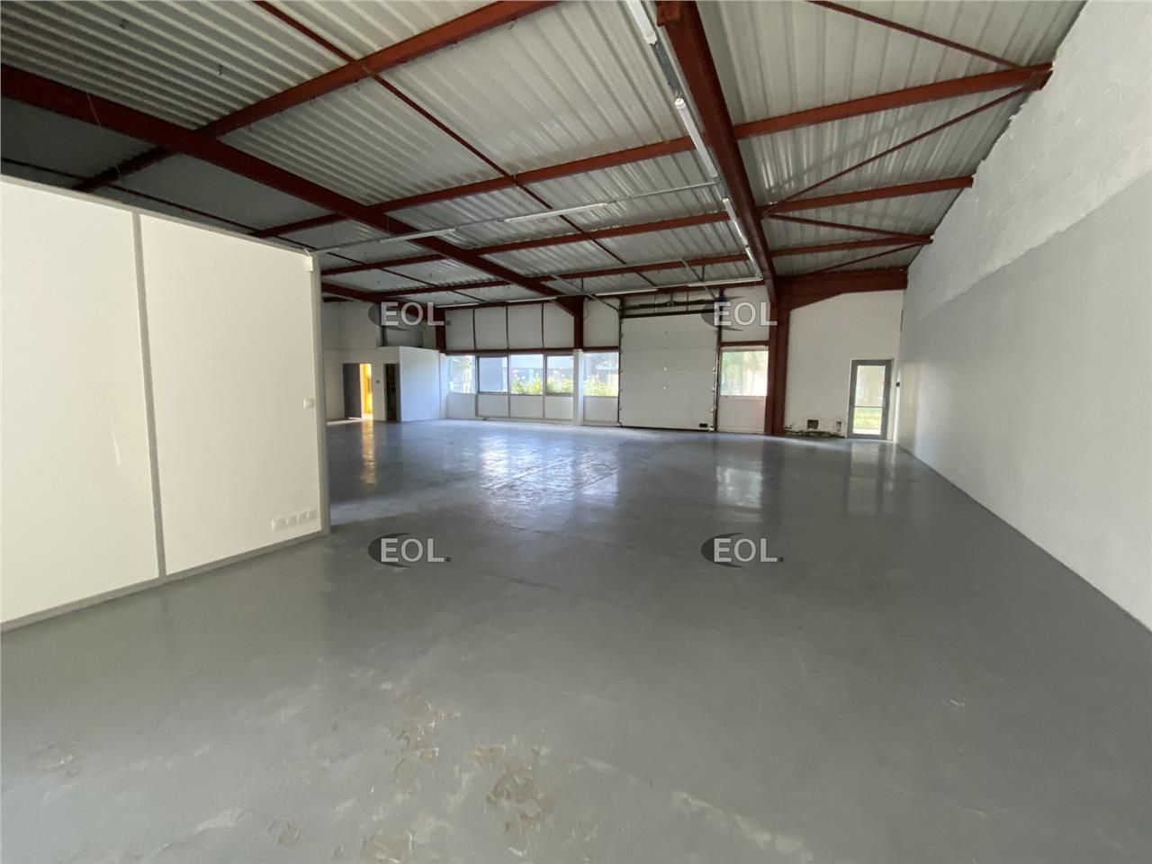 Location Local d'activités 320 m² non divisibles
