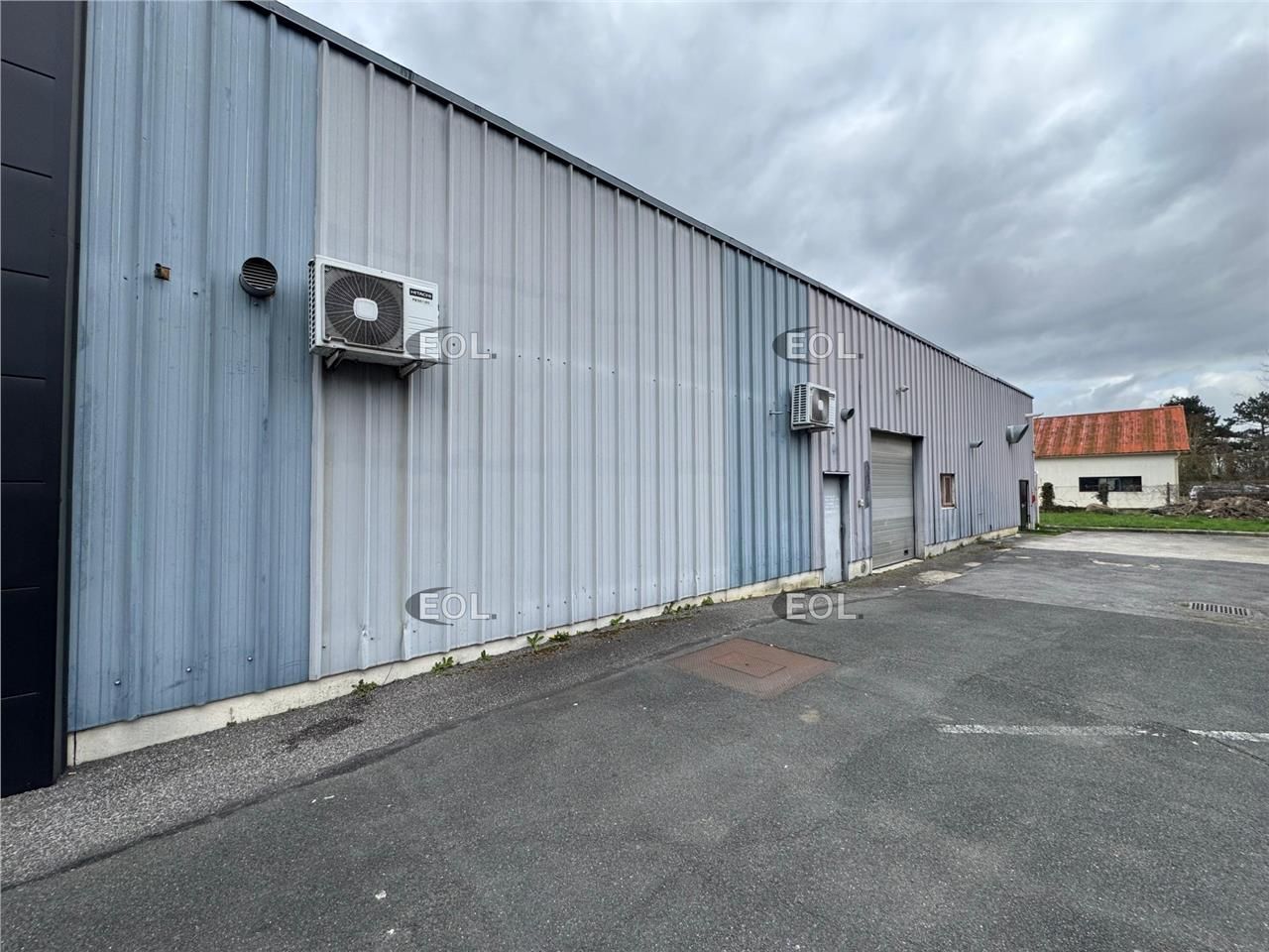 À VENDRE – Local d'activité avec bureaux de 200 m² à Pontault-Combault (77)